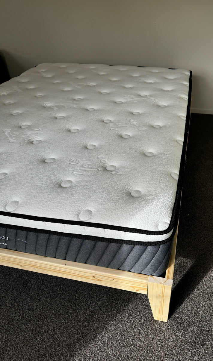 Cheap Beds Auckland King Bed Medium Firm Eurotop 🛏️ SleepyCo