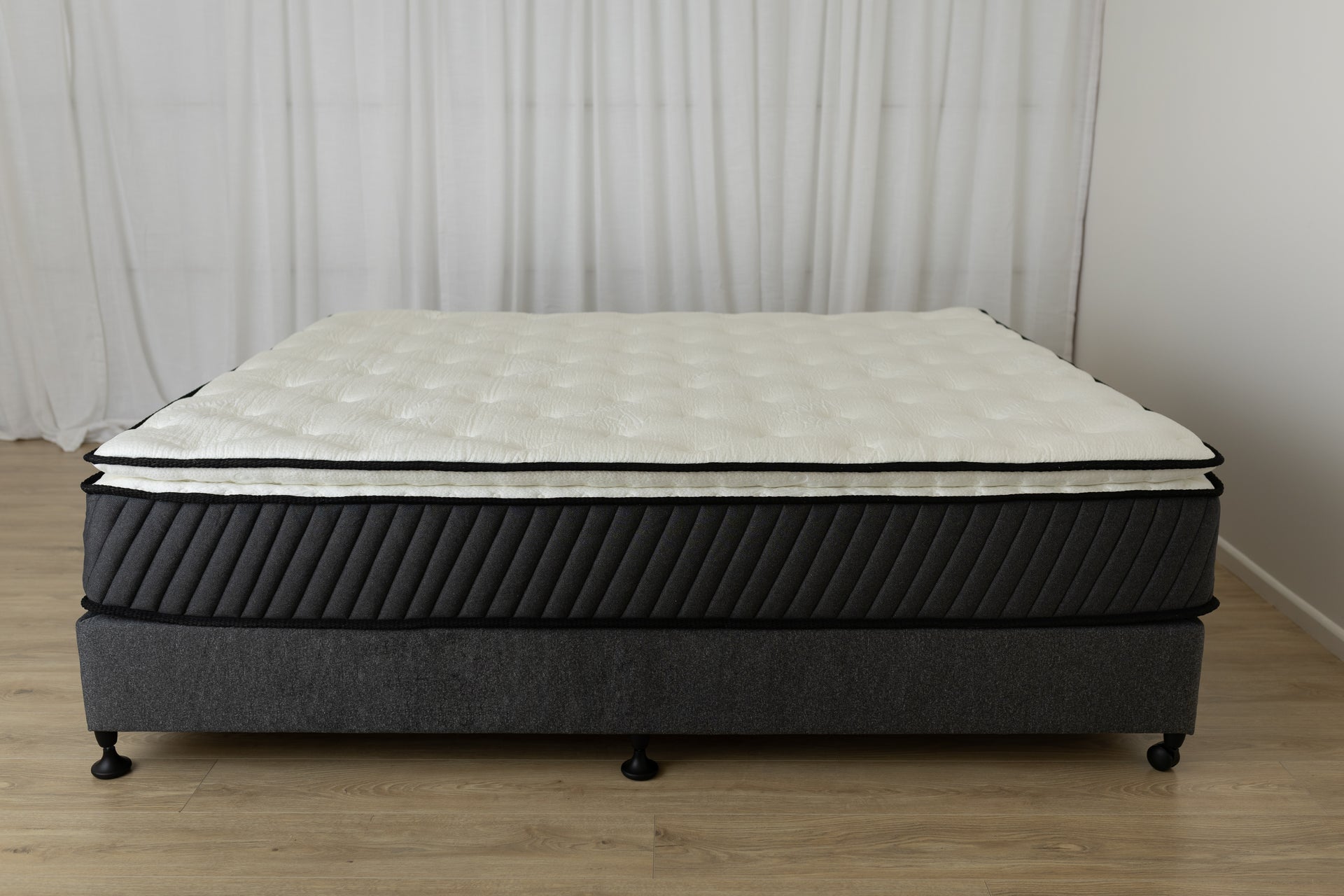 King Size Bed Pillow Top